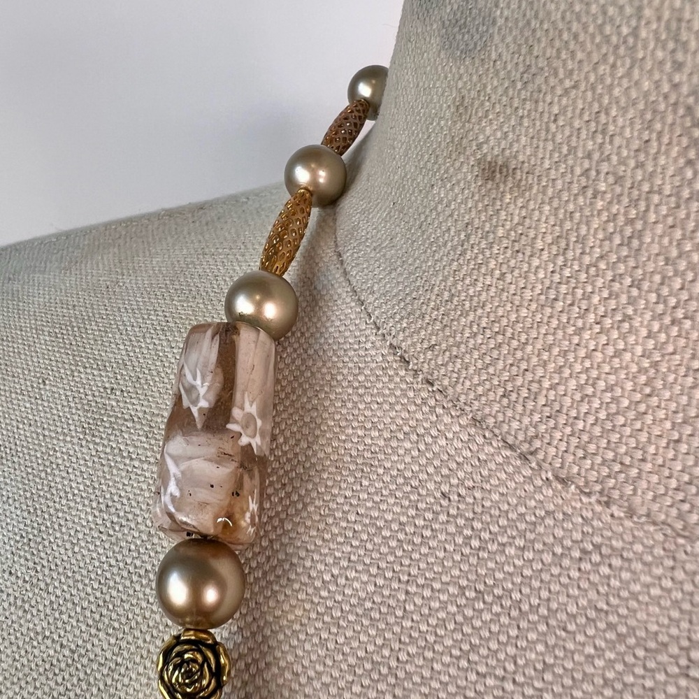 Elegant Brown and Gold Beaded Necklace - Picture 4 of 6